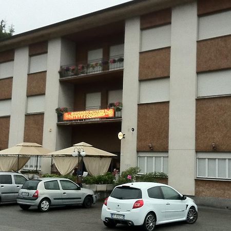 Albergo Cristallo Cittiglio ภายนอก รูปภาพ